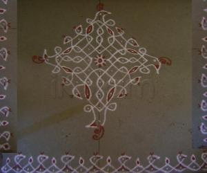 Rangoli: Simple podikolam