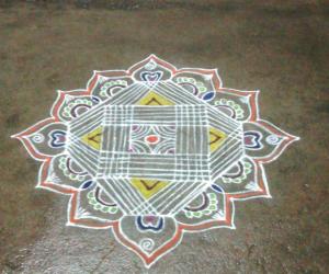 Rangoli: Padi Kolam