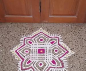 Rangoli: Padi kolam