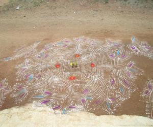 Jaanu - Margazhi dew drops kolam 1