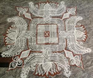 Rangoli: Shravana shukravara rangavalli 2