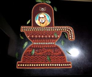Maasi Sevvaai-1- Shivlingam with Mahaperiyavaa...February-19th