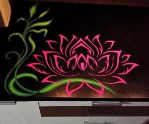 Rangoli: Home Kolam- Thaamarai Poottha ThaDaagamaDi....