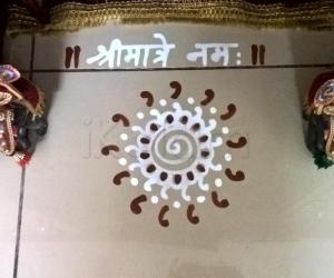 Rangoli: Pooja Room Kolams