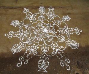 Rangoli: Freehand Kolam