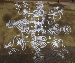 Free hand kolam