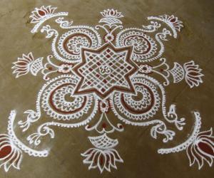 Rangoli: Freehand kolam