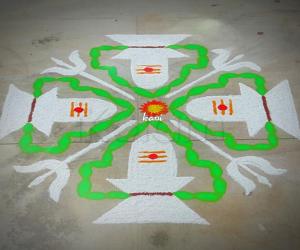 Pani Lingam kolam