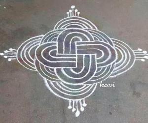 Simple padi kolam