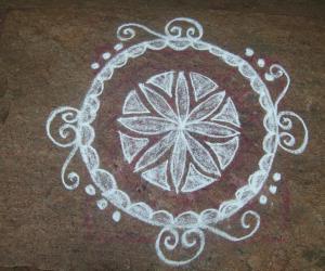Rangoli: regular white