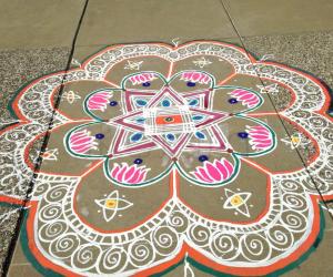 Maa kolam ( Wet flour) Rangoli 