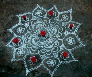 Freehand kolam