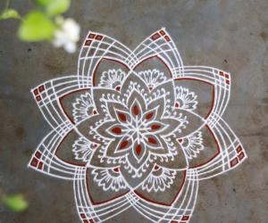 Freehand kolam