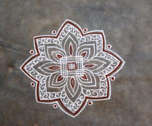 Rangoli: Freehand padi kolam