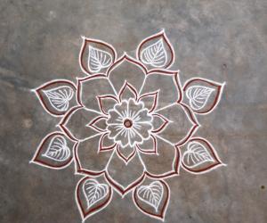 Freehand kolam