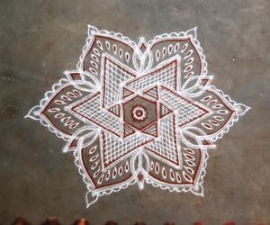 Rangoli: Star kolam