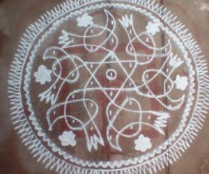Pulli kolam