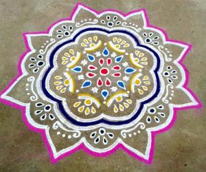 Rangoli: Diwali kolam-3