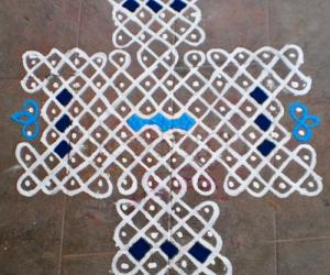 Dotted kolam
