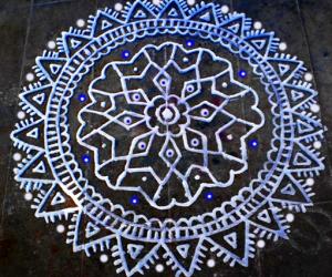 Rangoli: Freehand rangoli