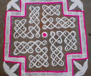 Dotted kolam