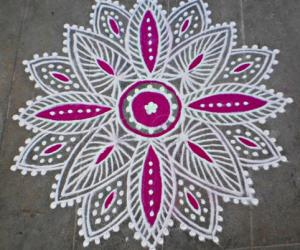 Freehand rangoli
