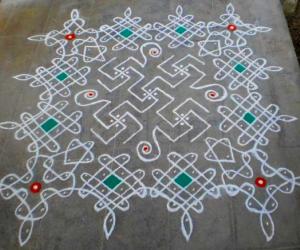 Rangoli: Dotted kolam