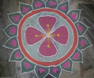 Rangoli: MARGAZHI DAY7