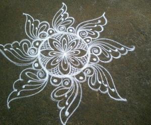 Rangoli: kaalai nila