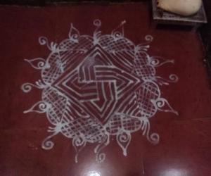 Rangoli: Kolam In puja room