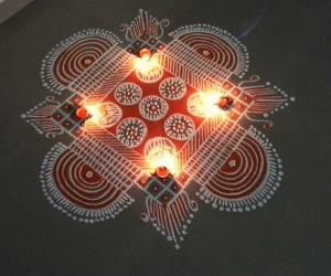Rangoli: Tuesday padikolam