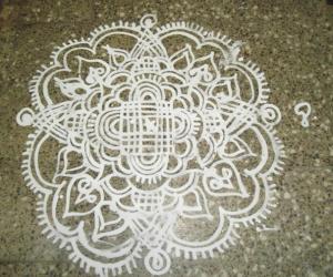 maa kolam