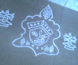 Freehand Durga Kolam