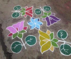 Rangoli: beautiful flower kolam