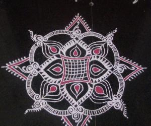 Freehand rangoli