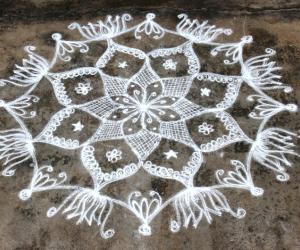 Rangoli: Margazhi dew drops