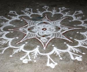 Rangoli: margazhi kolams