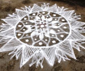 Rangoli: Magazhi day 3