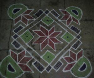 Rangoli: margazhi kolams