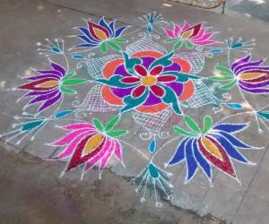LOTUS KOLAM