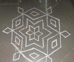 Dotted rangoli
