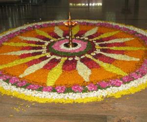 Onam Pookolam