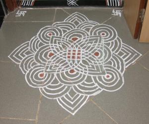 Rangoli: Padi kolam