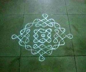 Rangoli: Sikkukolam