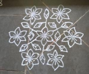 dotted kolam