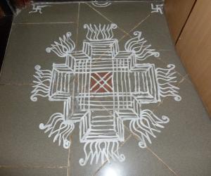 Aadi velli kolam