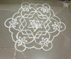 Rangoli: Daily kolam