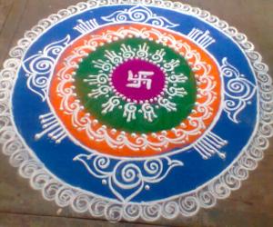 Rangoli: Freehand rangoli