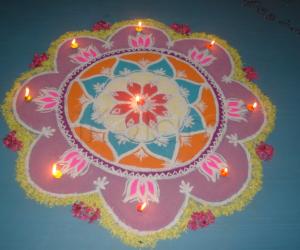 Rangoli: Priya's Rangoli-For comp
