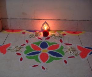 Rangoli: Small Kolam